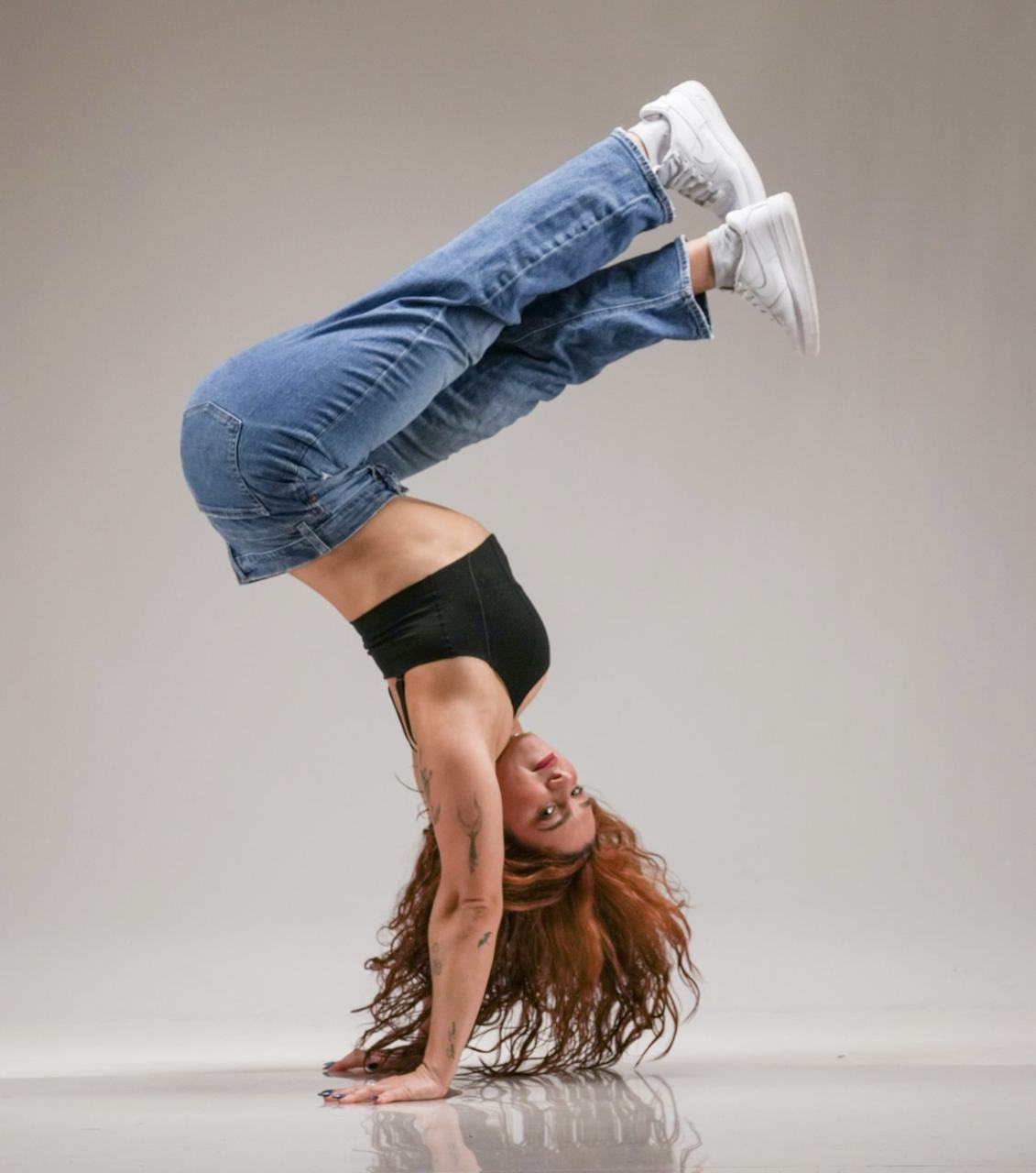 Josalyn in a hip hop pose